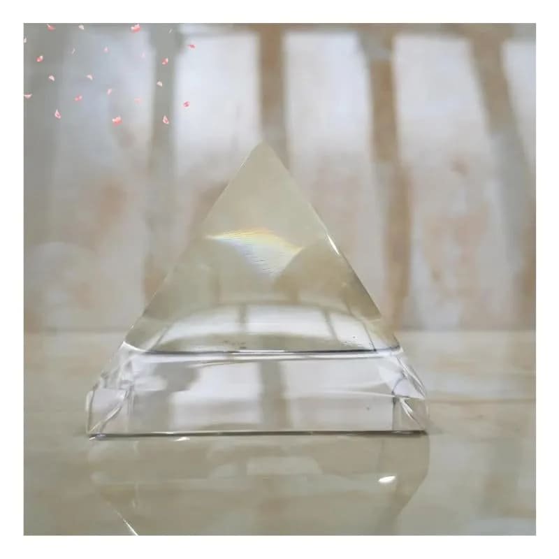 Original Sphatik Pyramid